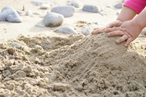 【知育】オススメの室内用砂遊びおもちゃ4選！国産もあるよ！