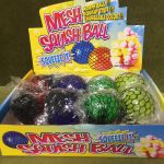【面白い】握って潰して不思議なボール  スクイシーボール(Squishy Ball)が面白い
